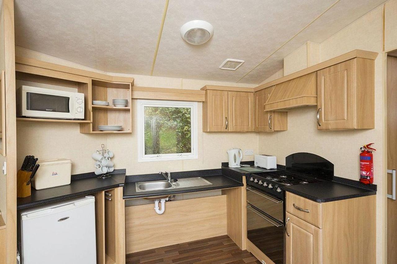 Whitecliff Bay Holiday Park Bembridge Exterior foto