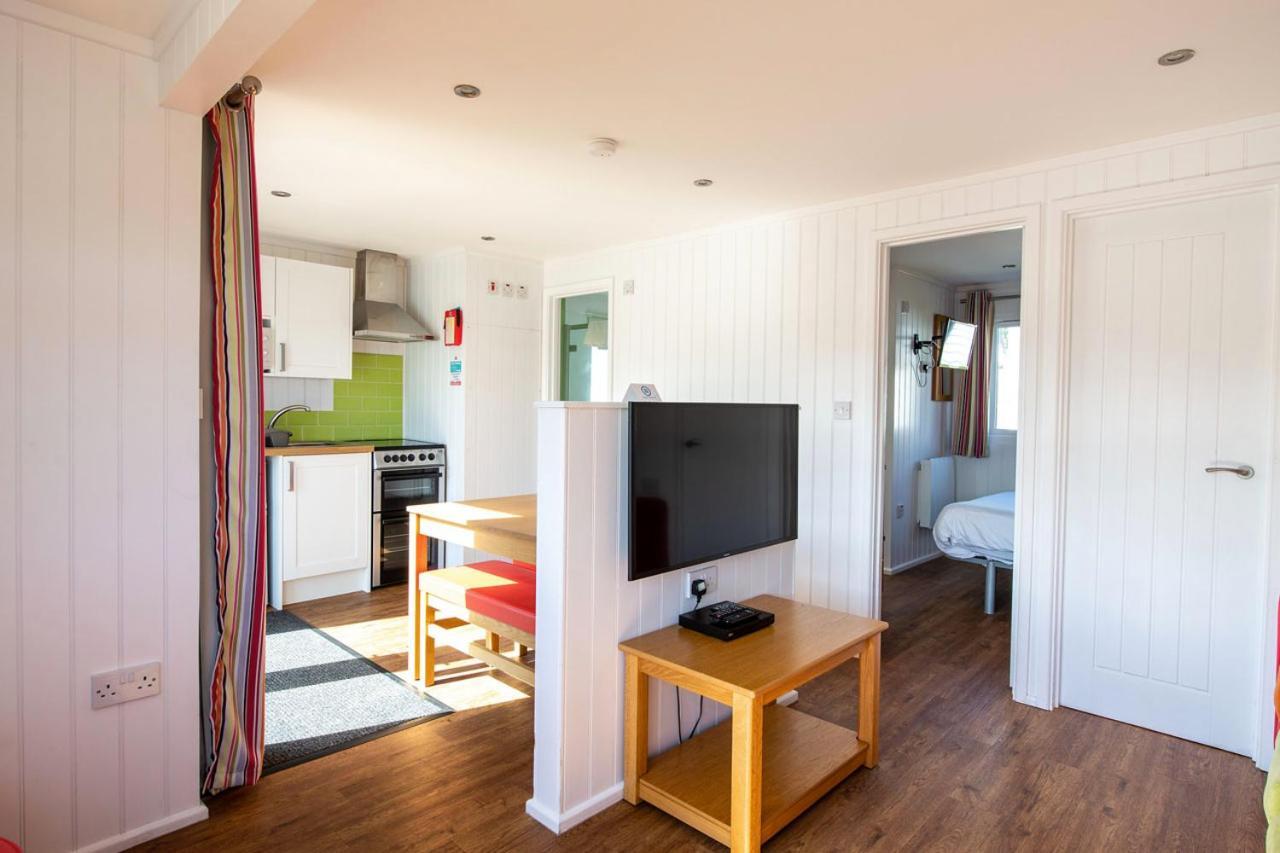 Whitecliff Bay Holiday Park Bembridge Exterior foto