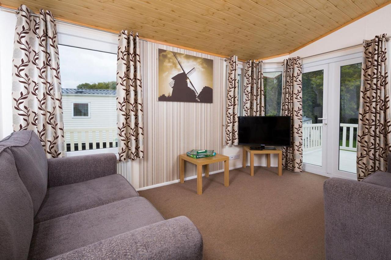 Whitecliff Bay Holiday Park Bembridge Exterior foto
