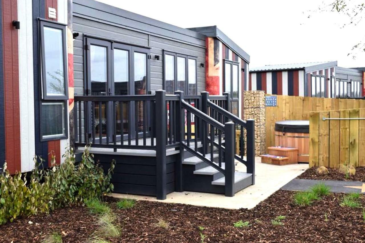 Whitecliff Bay Holiday Park Bembridge Exterior foto
